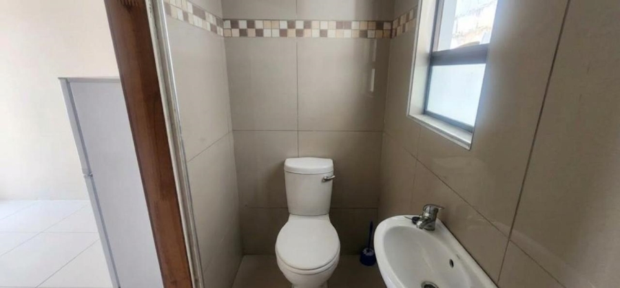 To Let 1 Bedroom Property for Rent in Glenlilly Western Cape